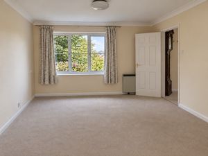 Sitting Room- click for photo gallery